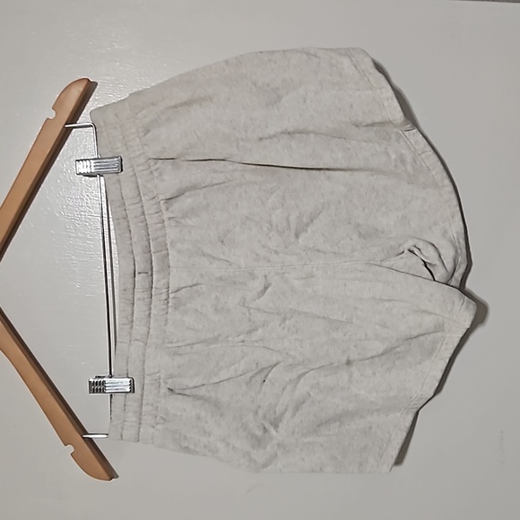 Under Amour shorts sz M - Picture 3 of 3